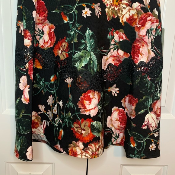 Chelsea 28 Black Foxie Floral Lace Trim Tea Dress - Picture 5 of 14